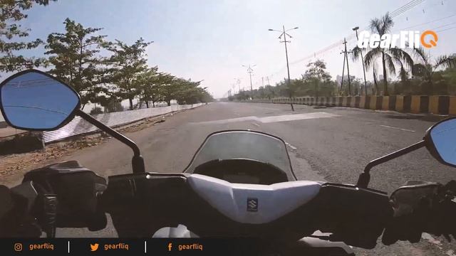 Suzuki Burgman 125cc Maxi Scooter Review in Hindi смотреть онлайн