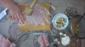 Куриные Рулетики с луково-грибной начинкой.