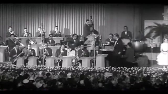1959 Johnny Dorelli e Betty Curtis - Una marcia in Fa, live Sanremo смотреть онлайн