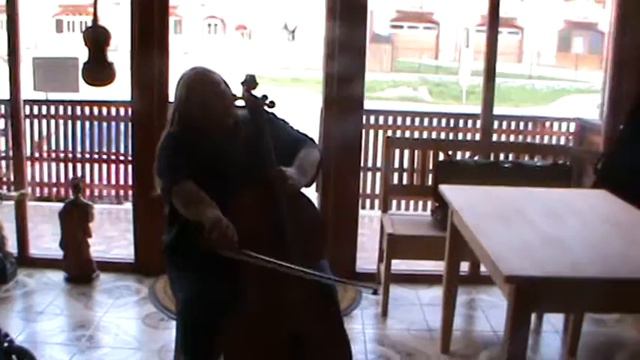 Gliga Gama 2 cello played badly смотреть онлайн