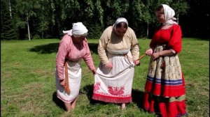 Как одевались на сенокос северные крестьяне