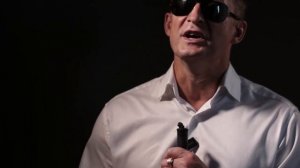 Склонившись, на коленях, пред иконой... (Олег Карев...)