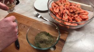 Креветки по королевски в соево-чесночном соусе.