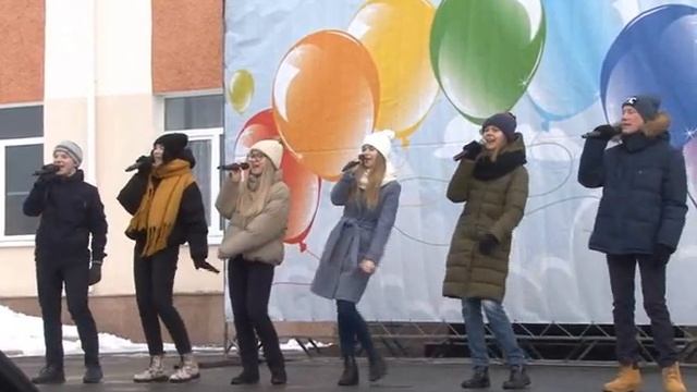 4 ноября Карпинск отметил День народного единства смотреть онлайн