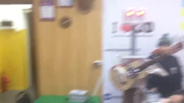 Робот гитарист Штраус на базе Arduino смотреть онлайн