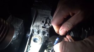 Как починить INFINITI своими руками/капот не открыть или не закрыть/Причина/СПОСОБ ПОЧИНИТЬ...