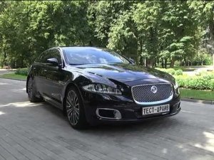 тест-драйв Jaguar XJ