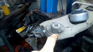 ШКОДА ОКТАВИЯ ЗАМЕНА ПЕРЕДНИХ САЙЛЕНТБЛОКОВ