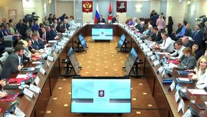 Депутат Шапошников ругается матом на заседании Мосгордумы