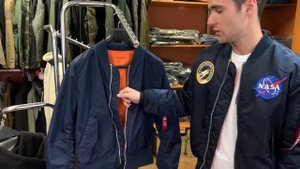 Обзор на бомбер Alpha Industries L-2B Scout от Alphaind.ru