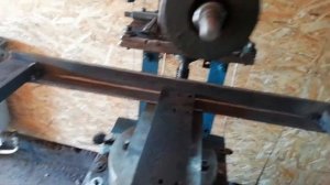 Фрезерный станок по металлу, подъем стола.