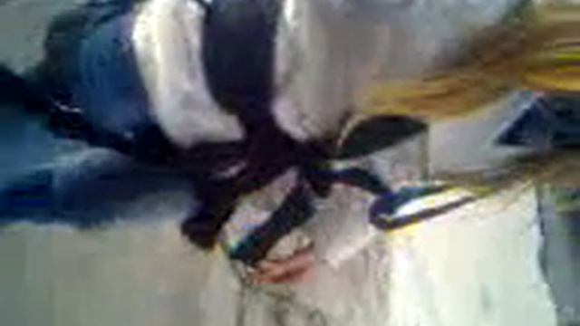 Учусь одевать обвязку сама :) смотреть онлайн