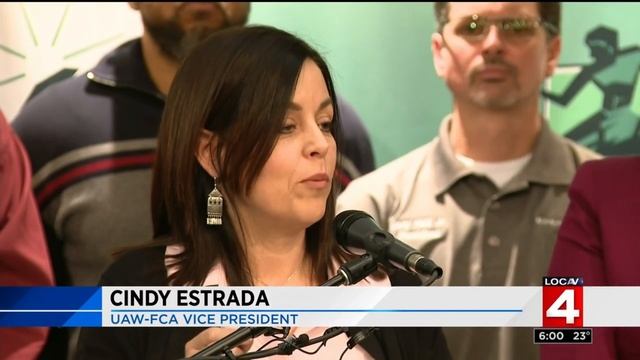 Fiat Chrysler's big investment extends beyond the city of Detroit смотреть онлайн