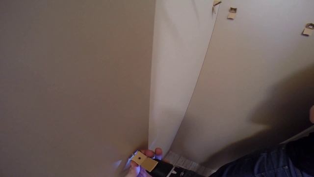 Монтаж встроенного стеллажа (0491) смотреть онлайн