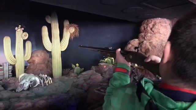 Frontierland Shooting Arcade Magic Kingdom Walt Disney World смотреть онлайн