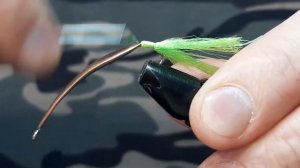 Как сделать уловистую муху на зубаря