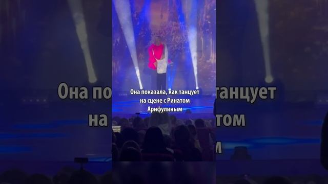 Волочкова показала страстный танец на сцене: новое шоу балерины