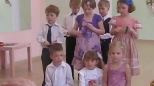 Оркестр юных парикмахеров.AVI смотреть онлайн