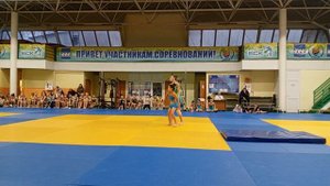 Первое выступление по 2 спортивному разряду в женской паре (спортивная акробатика)