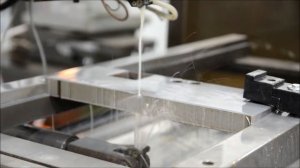 Электроэрозионный станок с ЧПУ DK7763