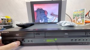 VIDEOREGISTRATORE VHS DVD PLAYER SONY SLV-D980P