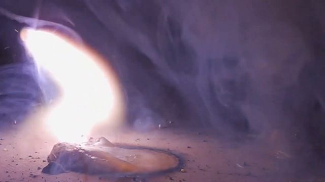 Сварка порошковой самозащитной проволокой Innershield (режим МПС). Скоростная съемка 1000 кадр/сек. смотреть онлайн