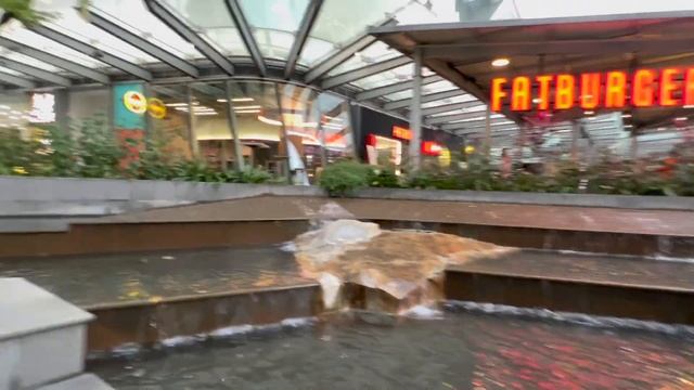 СКОЛЬКО СТОИТ ПОКУШАТЬ в СИНГАПУРЕ? | ЦЕНЫ на ЕДУ | ЧЕМ, ГДЕ и КАК питаться | ЛУЧШИЕ МЕСТА СИНГАПУР смотреть онлайн