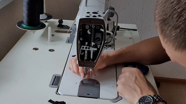 Сборка швейной машины и установка ролика!🤭 смотреть онлайн