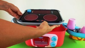 Игрушечная кухня. Готовим вместе. Для девочки. Игрушки и игры с детьми