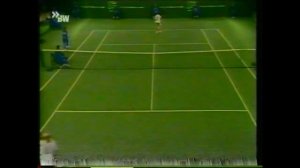 Anke Huber loses her skirt at WTA Filderstadt 1990