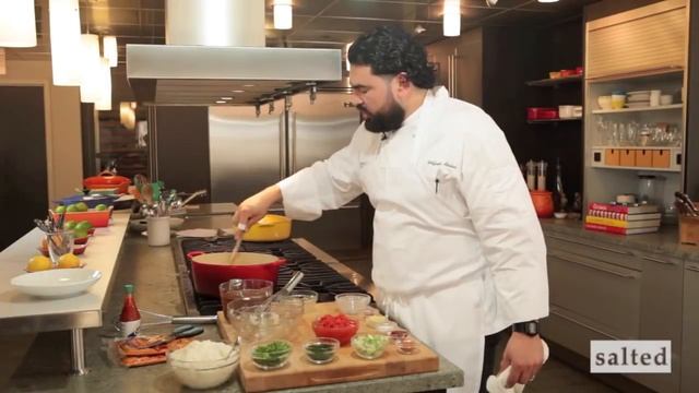 Crawfish Etouffee | Emeril Lagasse смотреть онлайн