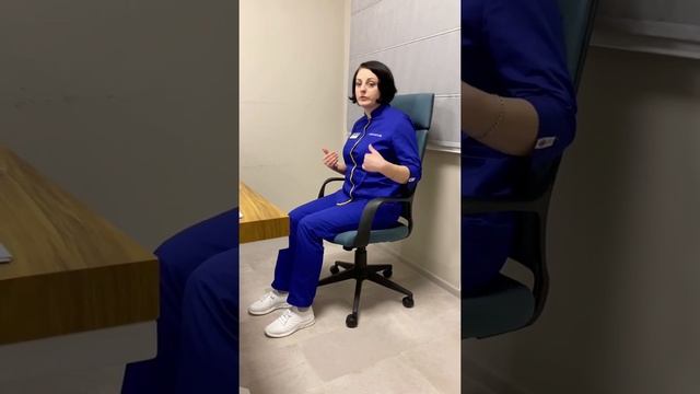 Как правильно сидеть при чтении или работе за компьютером смотреть онлайн