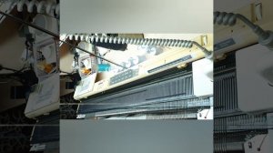 Панчлейс платингом на вязальной машине Silver Reed . Вывязывание вытачек и V образной горловины.