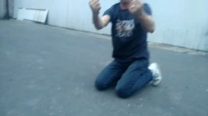 как ПРАВИЛЬНО ОТЖИМАТЬСЯ на КУЛАКАХ | САША КОЛБАСА на тренировке