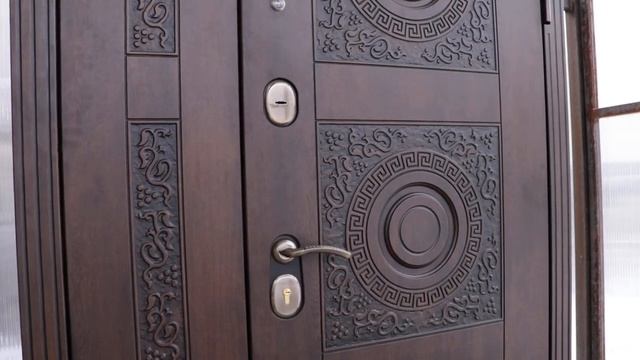 Дверь 2-х створчатая панель-панель с МДФ-наличником фрезерованным  Фрезеровка панелей Д-18