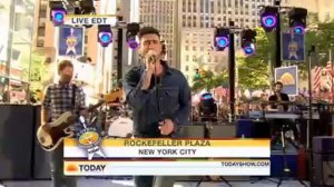 Maroon 5 "This love" on The Today Show 02.07.2010