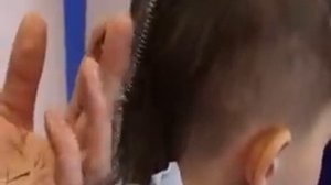 Детская стрижка "Ирокез". Мастер Сергей Степаненко.