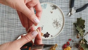 Браслет "Что такое осень" из каменной крошки