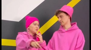 НА САМОМ ДЕЛЕ ДИМДИМЫЧ ЛЮБИТ СОСАТЬ ЧЛ...