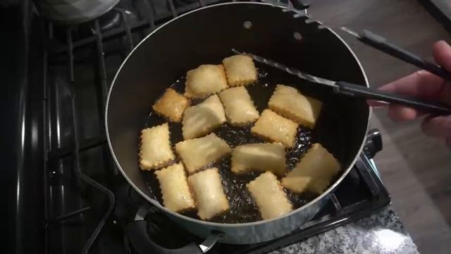 Как приготовить сочные и хрустящие Баурсаки