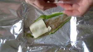 Филе судака, запечённое в фольге с кабачком и сыром