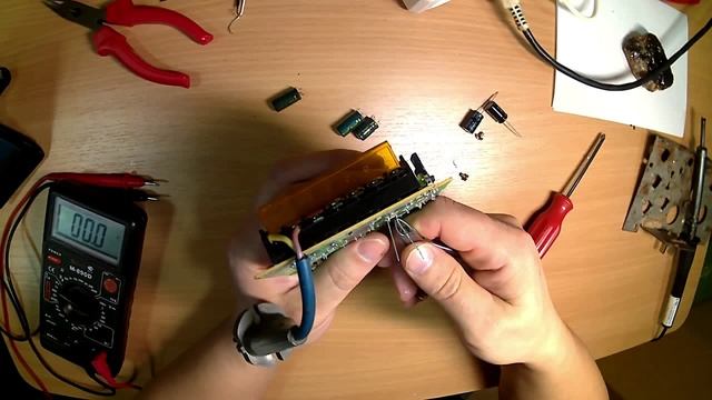 Ремонт драйвера для светодиодной ленты 12 В 100 Вт.