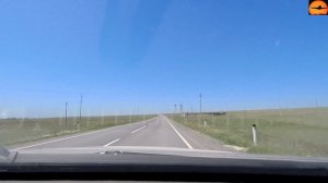 Самая пустынная дорога в Крыму. Как она выглядит на скорости 500 км/час.