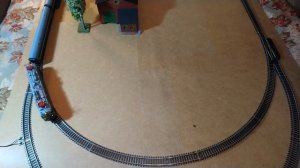 ВЛ60к "Наши поезда Модимио" с пассажирскими вагонами на R2 американского стандарта R18" (457 mm. )