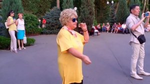 ТВОЯ МАРКИЗА! ТАНЦЫ В ПАРКЕ ГОРЬКОГО ХАРЬКОВ