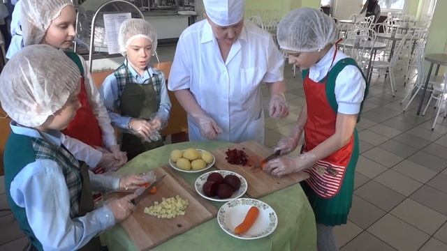 Как приготовить винегрет в школьной столовой. Мастер-класс.