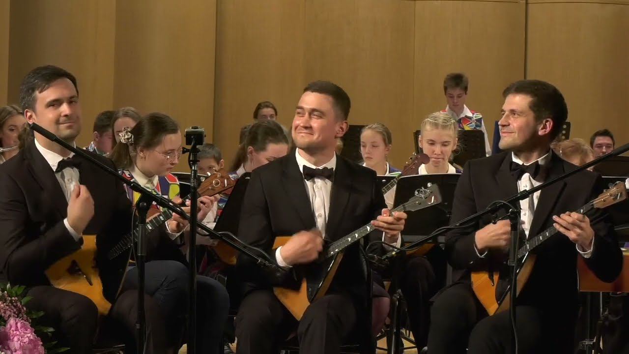 М. Цайгер Дождик и Деревенский вечер смотреть онлайн