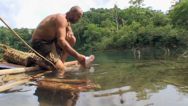 Ed Stafford Forced To Gut A Fish With His Bare Hands In Guatemala | Marooned With Ed Stafford
