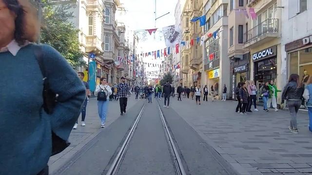 СТАМБУЛ/ТУРЦИЯ/ПРОГУЛКА ПО УЛ.ИСТИКЛЯЛЬ/ПОПУЛЯРНАЯ ПЕШЕХОДНАЯ УЛИЦА/ШИКАРНЫЙ ШОППИНГ/ТУРЕЦКАЯ КУХНЯ