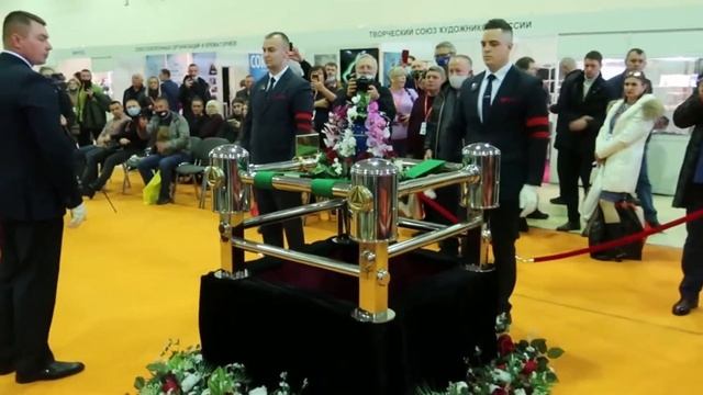 Некрополь 2021. Ритуальный лифт-сингуматор для захоронения урны смотреть онлайн